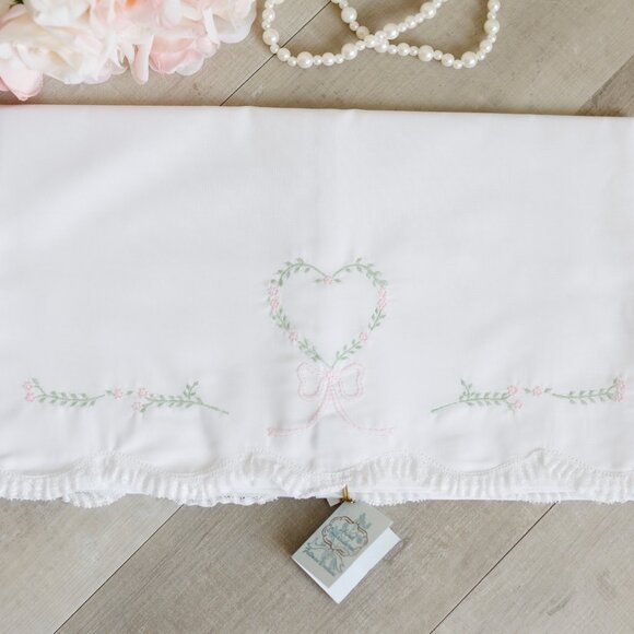 White Heirloom Receiving Blanket Embroidery Lace Inlay Feltman Brother NWT - Picture 7 of 7